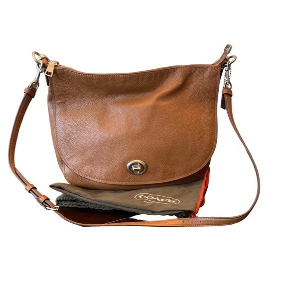 Coach Bags Coach Turnlock Hobo Leather Shoulder Saddle Bag N H577